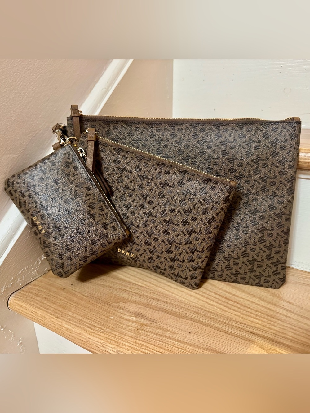 NWT DKNY Vela Triple Pouch Set Logo Wristlet Clutch Gift Set